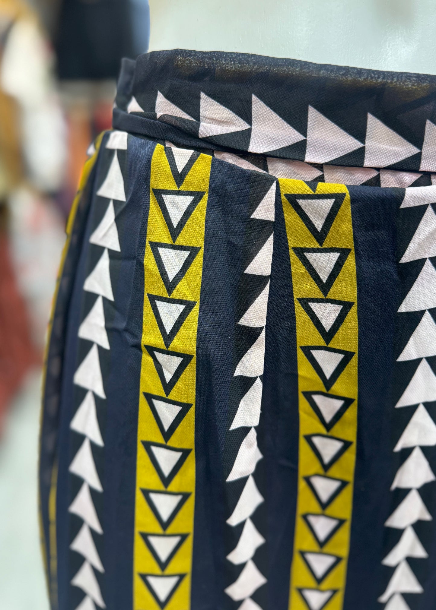 Lightweight Printed Flowy Skirt