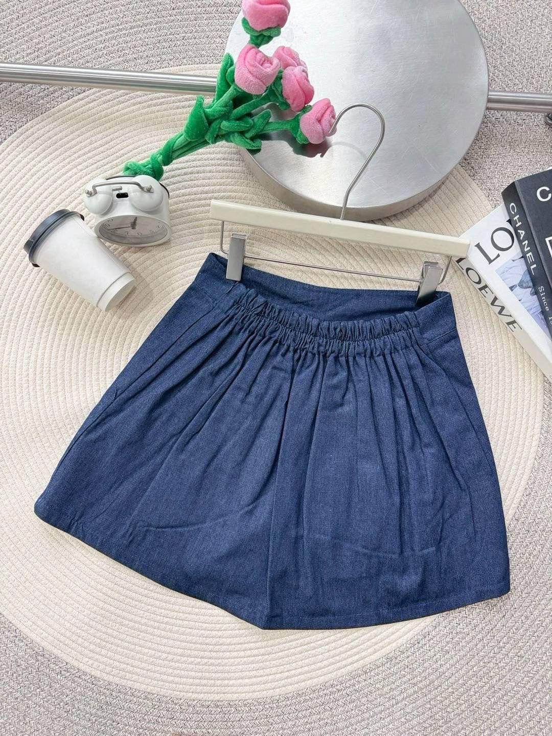 Plus Size Light Denim Skort