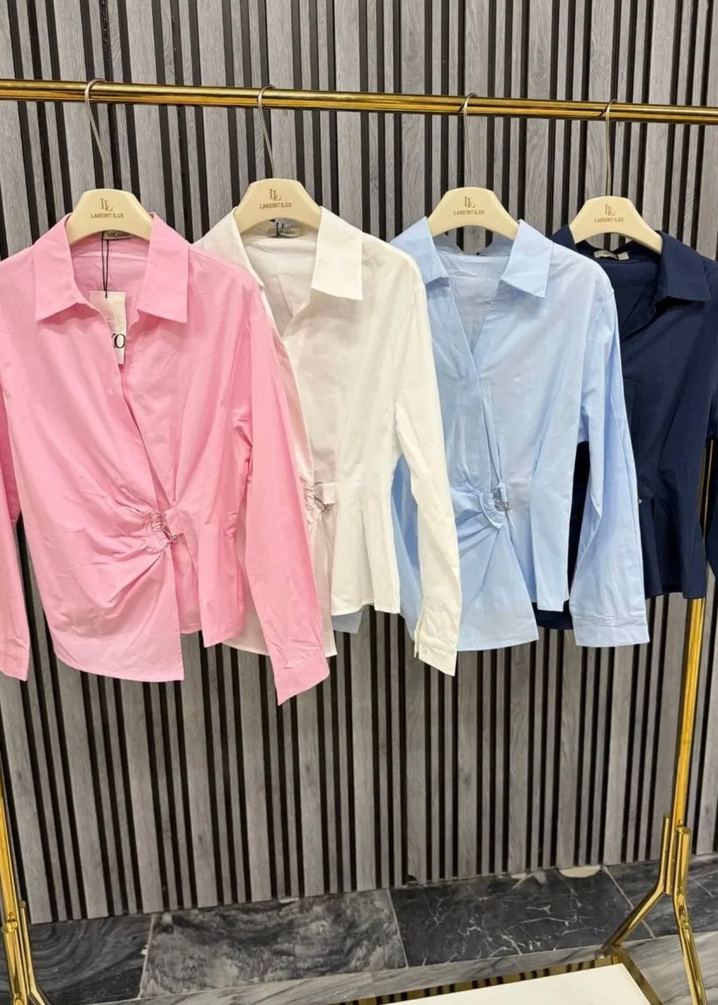 Plain Shirt with Side Ring