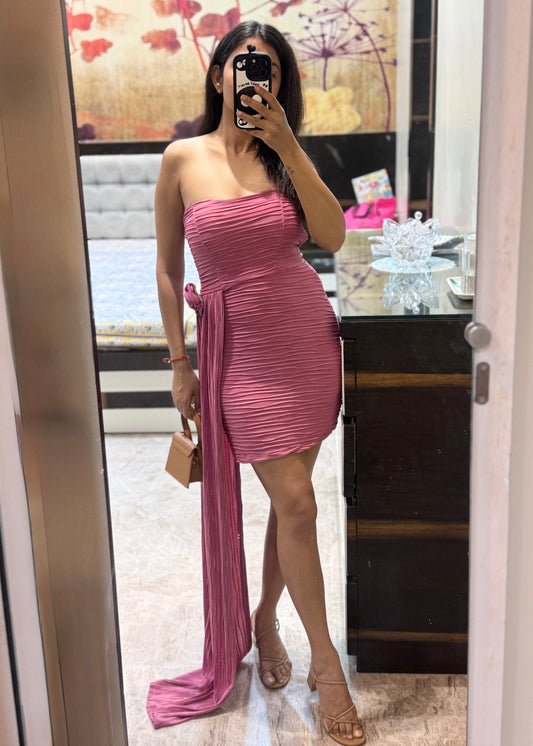 Short Tube Dress with Side Trail