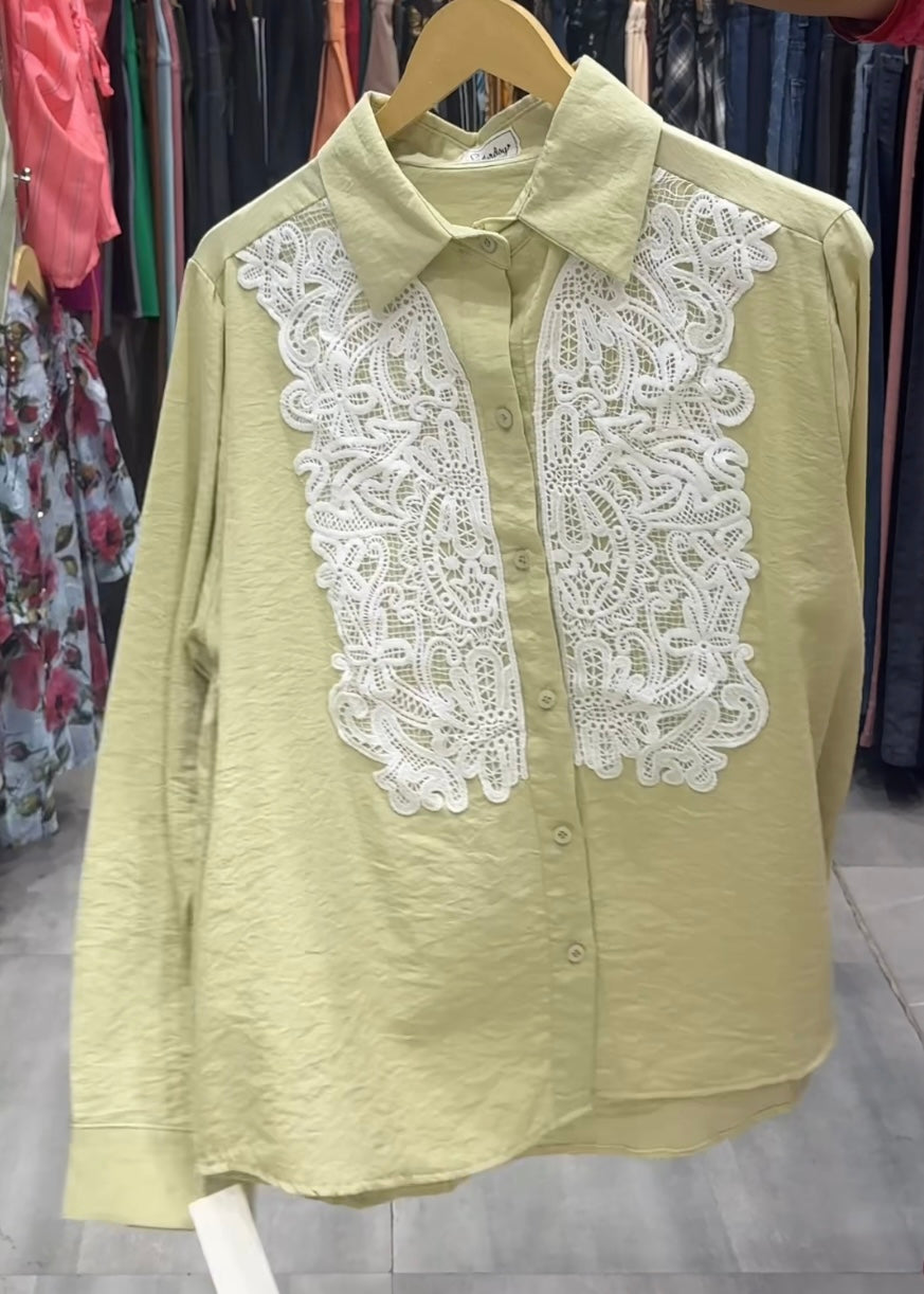 Everyday Shirt with Front Embroidery