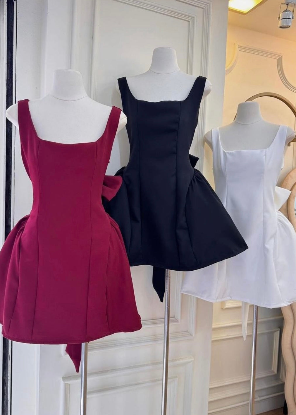 Korean Style Short Dress with Back Bow