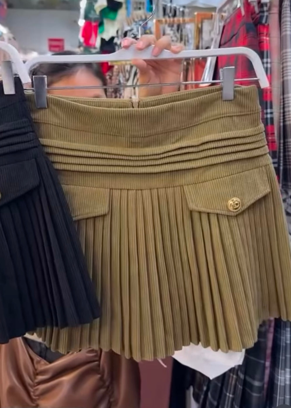 Short Pleated Skirt