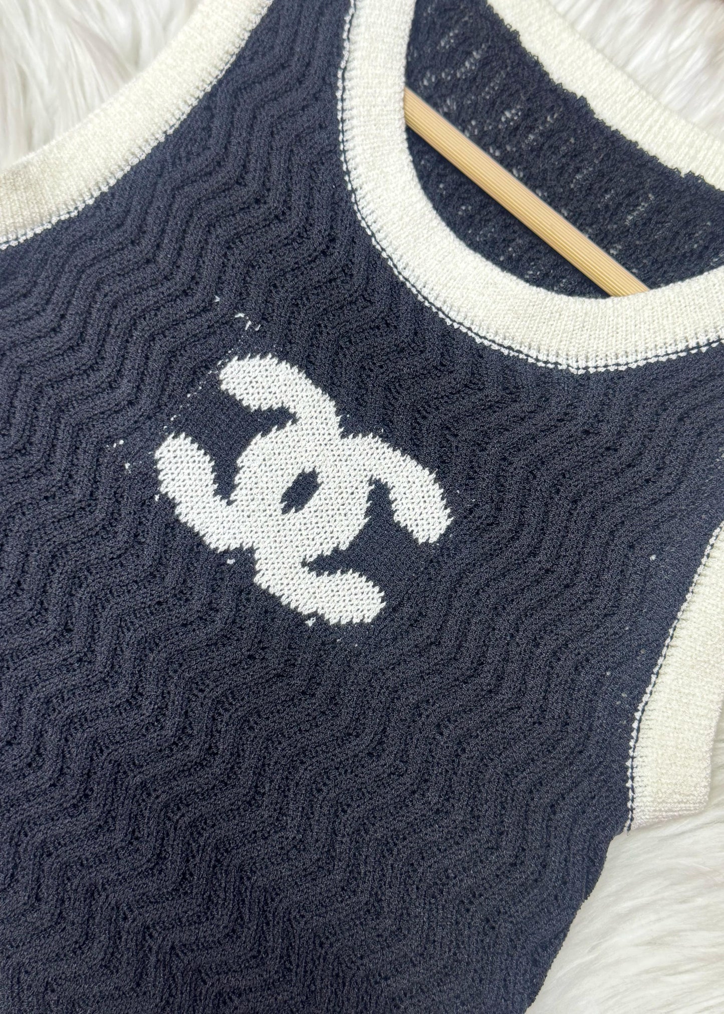 Knitted Sporty Look Tank Top